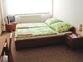 P6210082-postel2_s.jpg